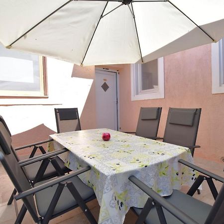 City Centre Apartment With Terrace 2 Pula Buitenkant foto
